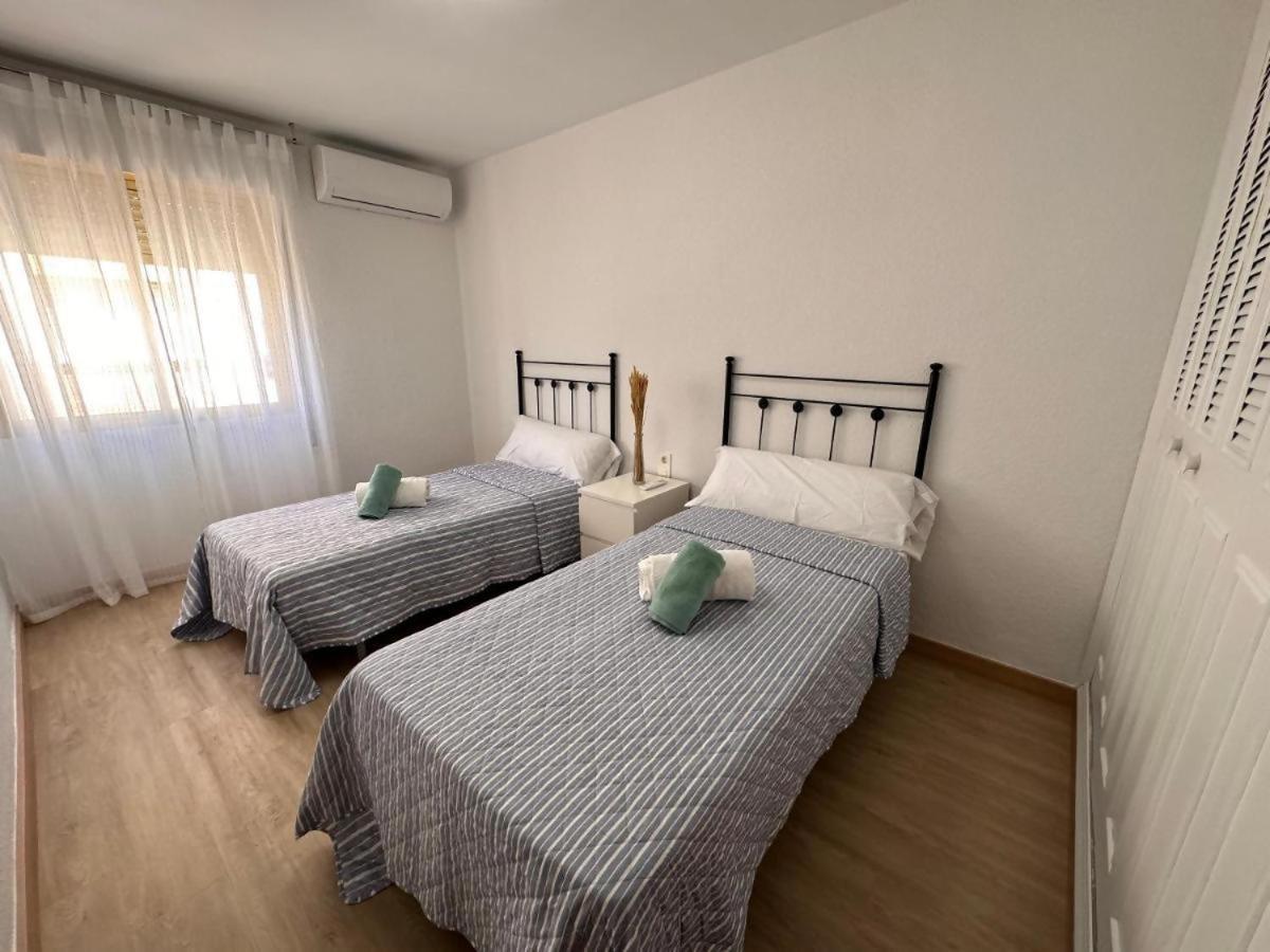 Casaflex Las Palmeras Aptº Con Vistas Al Mar Rincón de la Victoria Exterior foto